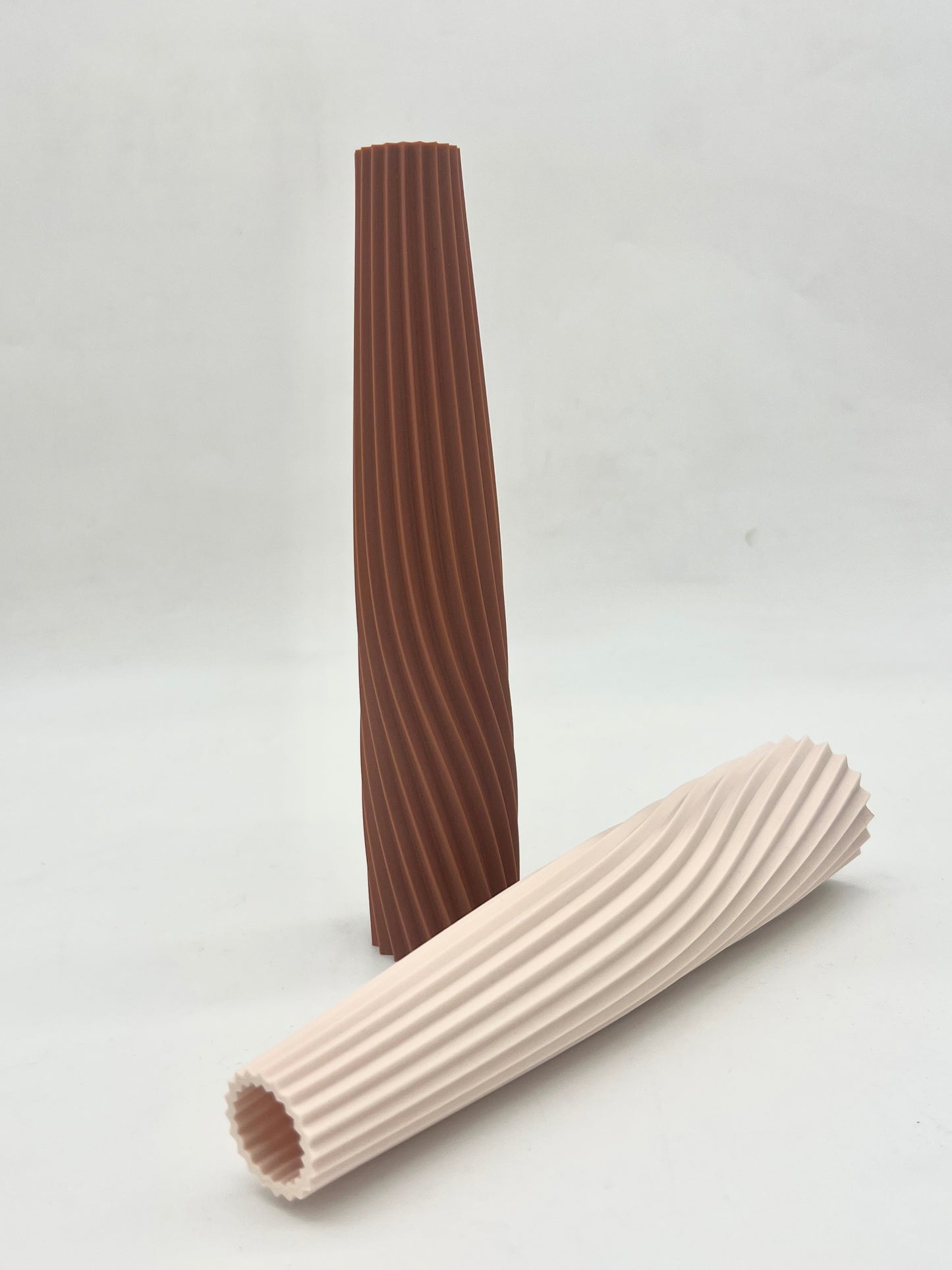 Vază Răsucită Elegantă – Imprimare 3D